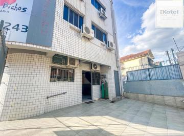 Comercial · 168m² · 15 Quartos · 3 Vagas · Ponto Comercial no Bairro Menino Deus.