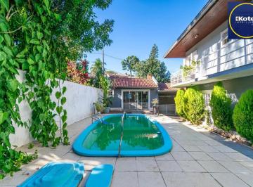 Casa · 335m² · 4 Quartos · 2 Vagas · Casa à venda - em Ipanema