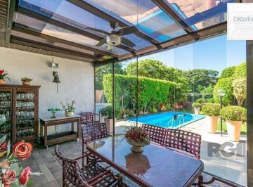 Casa · 230m² · 3 Quartos · 2 Vagas · Casa à venda - em Santa Tereza