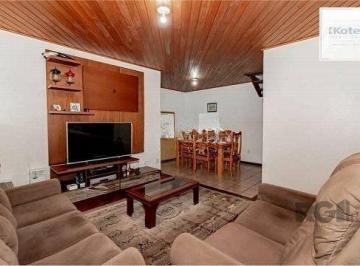 Casa · 260m² · 3 Quartos · 3 Vagas · casa de 260m², bairro Costa e Silva