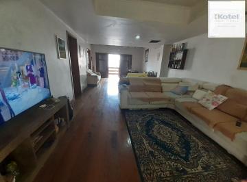 Casa · 247m² · 3 Quartos · 3 Vagas · Casa Residencial Semimobiliada à Venda em Porto Alegre, RS