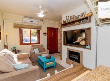 Casa · 90m² · 3 Quartos · 1 Vaga · Casa de 3 dormitórios, em condomínio fechado na zona sul de Porto Alegre, com l