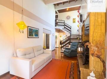 Casa · 218m² · 3 Quartos · 2 Vagas · Casa Condominio Bairro Tristeza - 218m², 3 dormitórios, sendo 1 suites, 2 vagas!