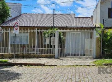 Casa · 155m² · 3 Quartos · 2 Vagas · Casa 3 dormitórios, 5 vagas, 155 m² área construída, terreno 300m², Nonoai.