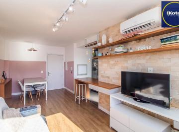 Apartamento · 65m² · 2 Quartos · 1 Vaga · Apto. impecável semimobiliado em condomínio com lazer no Higienópolis