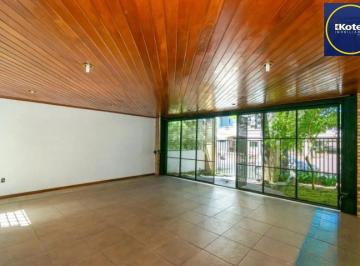 Casa · 234m² · 4 Quartos · 2 Vagas · Casa com 3 quartos, 1 suíte, 2 vagas, e 234m² à venda no bairro Tristeza