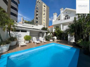 Casa · 307m² · 3 Quartos · 2 Vagas · Casa de alto padrão à venda Menino Deus