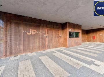 Apartamento · 33m² · 1 Quarto · 1 Vaga · Apartamento tipo Stúdio, um dormitório em frente à Rendenção