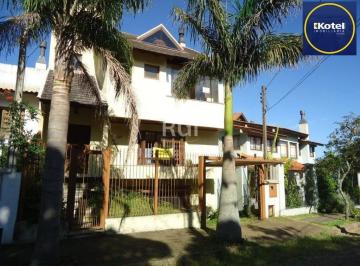 Casa · 331m² · 3 Quartos · 5 Vagas · Casa à venda - em Teresópolis