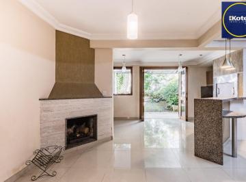 Casa · 228m² · 3 Quartos · 2 Vagas · Casa para Venda - 227.93m², 3 dormitórios, 1 suite, 2 vagas - Chácara das Pedras