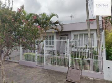 2311856.png · Casa à venda - em Petrópolis