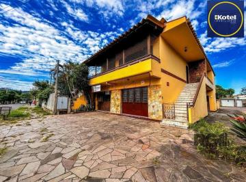 Comercial · 300m² · Casa com 2 salas comerciais, 3 quartos, vaga de garagem churrasqueira, suíte, no