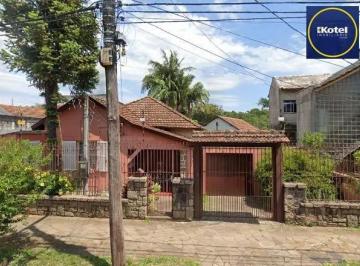 Casa · 200m² · 4 Quartos · 2 Vagas · Casa de 03 dormitórios com suite à venda no bairro Medianeira, Porto Alegre