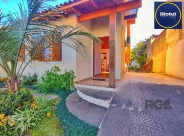 Casa · 99m² · 3 Quartos · 3 Vagas · Casa de 3 dormitórios, bairro São Sebastião