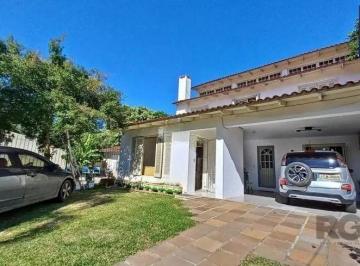 Casa · 304m² · 4 Quartos · 2 Vagas · Casa de 4 dormitórios, bairro Espírito Santo