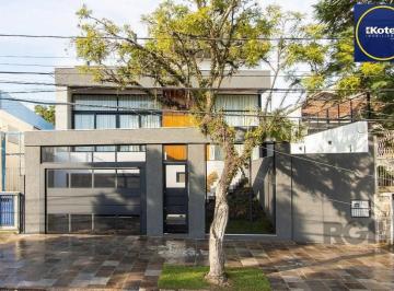 Casa · 380m² · 3 Quartos · 4 Vagas · Casa à venda - em Medianeira