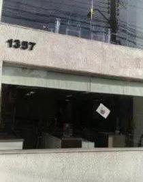 Comercial · 200m² · 1 Quarto · 2 Vagas · Conjunto/Sala para Venda - 200m², 0 dormitórios, 2 vagas - Petrópolis