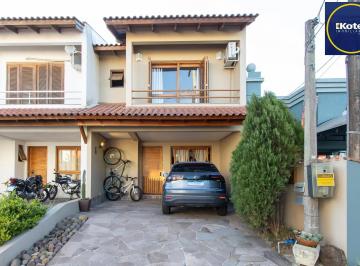 Casa · 108m² · 3 Quartos · 2 Vagas · Casa de condomínio, 3 quartos, 1 suíte, piscina e 2 vagas de garagem;