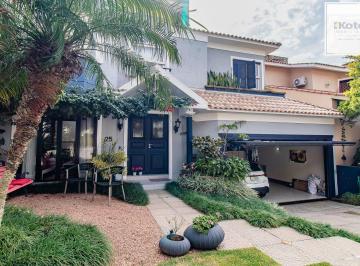 Casa · 320m² · 4 Quartos · 4 Vagas · CASA DE 4 DORMITÓRIOS EM CONDOMÍNIO - 320 m² - 4 VAGAS DE GARAGEM
