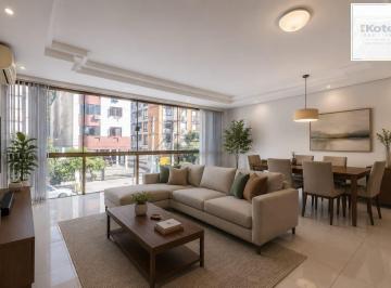 Casa · 344m² · 4 Quartos · 7 Vagas · Casa com 4 quartos, 7 vagas e pátio no Bairro Higienópolis