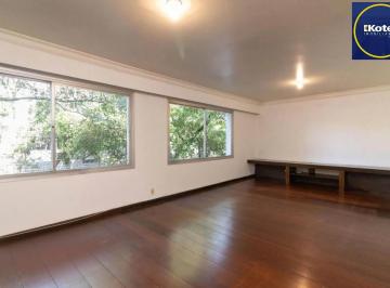 Apartamento · 152m² · 3 Quartos · 2 Vagas · Apartamento de 3 dormitórios, suíte, duas vagas e elevador no bairro Rio Branco