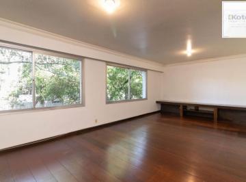 Apartamento · 152m² · 3 Quartos · 2 Vagas · Apartamento de 3 dormitórios, suíte, duas vagas e elevador no bairro Rio Branco