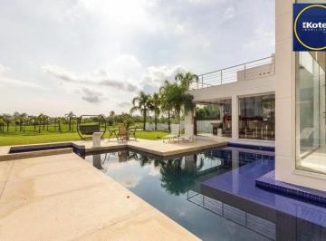 Casa · 551m² · 3 Quartos · 4 Vagas · Casa para venda no condomínio Terra Ville com 3 dormitórios, sendo 3 suites e  4