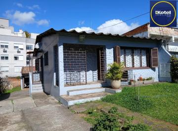 Casa · 85m² · 4 Quartos · 2 Vagas · Casa à venda - em Santa Tereza