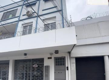 Apartamento · 68m² · 2 Quartos · Apartamento de 2 Dormitórios na Av. Azenha - Ótima Oportunidade