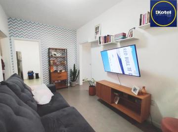 apartamento-sala · Apartamento 2 dormitórios térreo na João Alfredo – Cidade Baixa, Porto Alegre