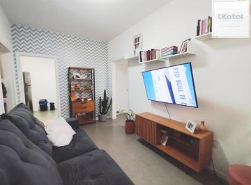 apartamento-sala · Apartamento 2 dormitórios térreo na João Alfredo – Cidade Baixa, Porto Alegre