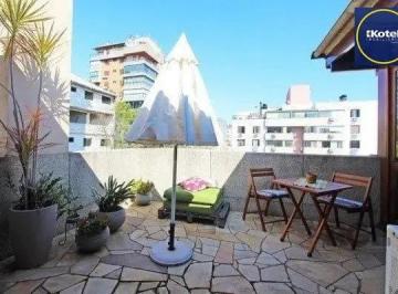 Apartamento · 220m² · 3 Quartos · Vende-se bela cobertura 3 quartos com suíte, 2 vagas, dependencia completa em pr