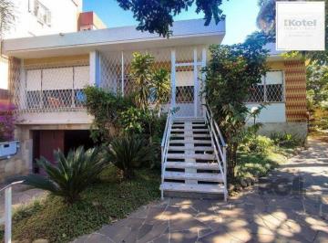 Casa · 290m² · 4 Quartos · 4 Vagas · Excelente casa de 290m² com 4 dormitórios e 4 vagas