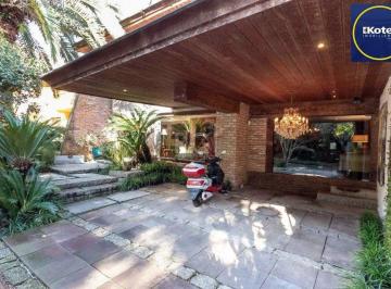 Casa · 418m² · 4 Quartos · 2 Vagas · Casa para Venda - 418m², 4 dormitórios, sendo 1 suites, 2 vagas - Jardim Isabel