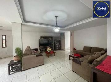 Casa · 130m² · 4 Quartos · 2 Vagas · Casa de 4 dormitórios, bairro Ipanema