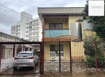 Casa · 500m² · 3 Quartos · 3 Vagas · Terreno amplo com 690m², com duas casas construídas para moradia ou investyirdor
