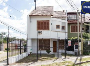 Casa · 162m² · 3 Quartos · 3 Vagas · Casa à venda - em Serraria