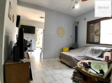 Casa · 150m² · 2 Quartos · 2 Vagas · Casa com 2 dormitórios e 150m², no Bairro Jardim Sabará