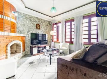 Casa · 574m² · 3 Quartos · 8 Vagas · Casa para Venda - 574m², 3 dormitórios, sendo 2 suites, 8 vagas - Jardim Planalt