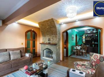 Casa · 233m² · 3 Quartos · 4 Vagas · Casa para Venda - 232.5m², 3 dormitórios, sendo 1 suites, 4 vagas - Nonoai