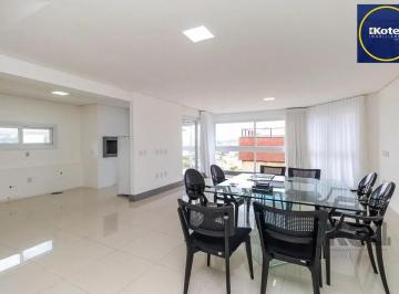 Apartamento · 238m² · 3 Quartos · 2 Vagas · Excelente cobertura de 238m² com 3 dormitórios e 2 vagas.