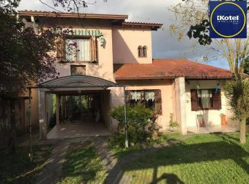 Casa · 347m² · 5 Quartos · 2 Vagas · Casa para Venda - 347m², 5 dormitórios, sendo 2 suites, 2 vagas - Tristeza