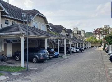 Casa · 375m² · 5 Quartos · 4 Vagas · Sobrado no Condomínio Terra Mater
