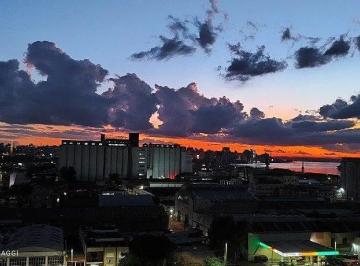 Apartamento · 83m² · 3 Quartos · 1 Vaga · Vista por do sol Guaiba