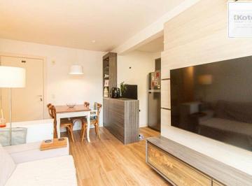 Apartamento · 57m² · 2 Quartos · 1 Vaga · Apartamento à venda com 2 dormitórios, sacada e vaga no Morro Santana.