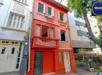 Casa · 125m² · 4 Quartos · Casa  4 quartos no Bairro Bom Fim