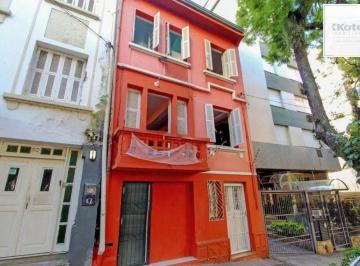 Casa · 125m² · 4 Quartos · Casa 4 quartos no Bairro Bom Fim