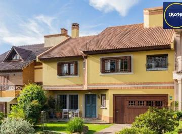 Casa · 340m² · 4 Quartos · 3 Vagas · Excelente casa para comprar em condominio arborizado 4 quartos