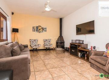 Casa · 168m² · 3 Quartos · 3 Vagas · Casa para Venda - 168m², 3 dormitórios, sendo 1 suites, 3 vagas - Medianeira