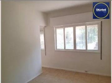 Apartamento · 34m² · 1 Quarto · 1 Vaga · Apartamento de 1 quarto, na República, com vaga de garagem.